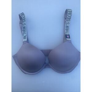 Victoria's Secret Very Sexy Push Up Rhinestone Bra 32D